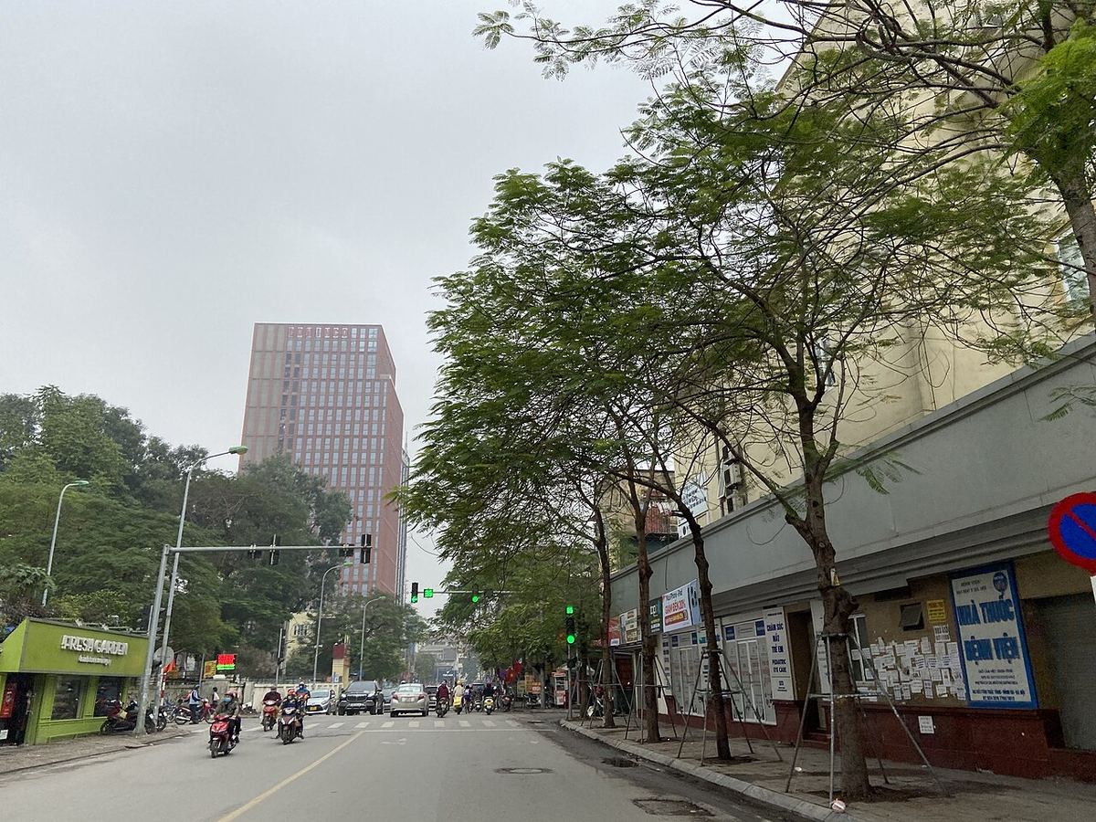 Đường Tôn Thất Tùng tại Hà Nội